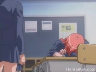 Hentai trẻ phụ nữ với putz