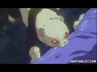 Nahuli hentai binubutasan lahat butas sa pamamagitan ng tentacles