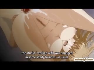 Gjoksmadhe japoni anime vibruese të saj bythë dhe wetpussy